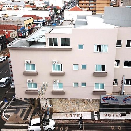 Alpha Ville Hotel Assis Exterior foto