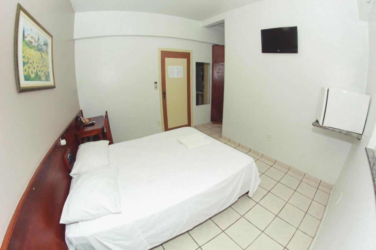 Alpha Ville Hotel Assis Exterior foto