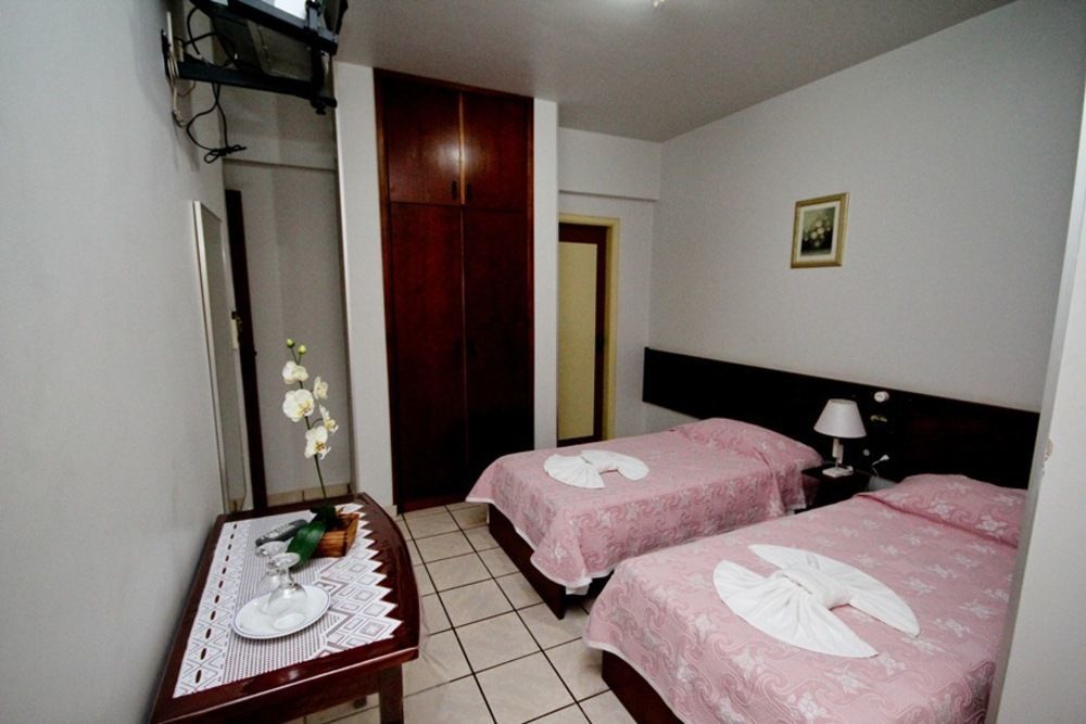 Alpha Ville Hotel Assis Exterior foto
