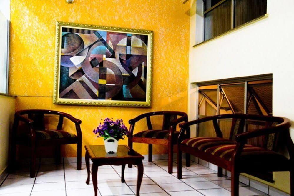 Alpha Ville Hotel Assis Exterior foto